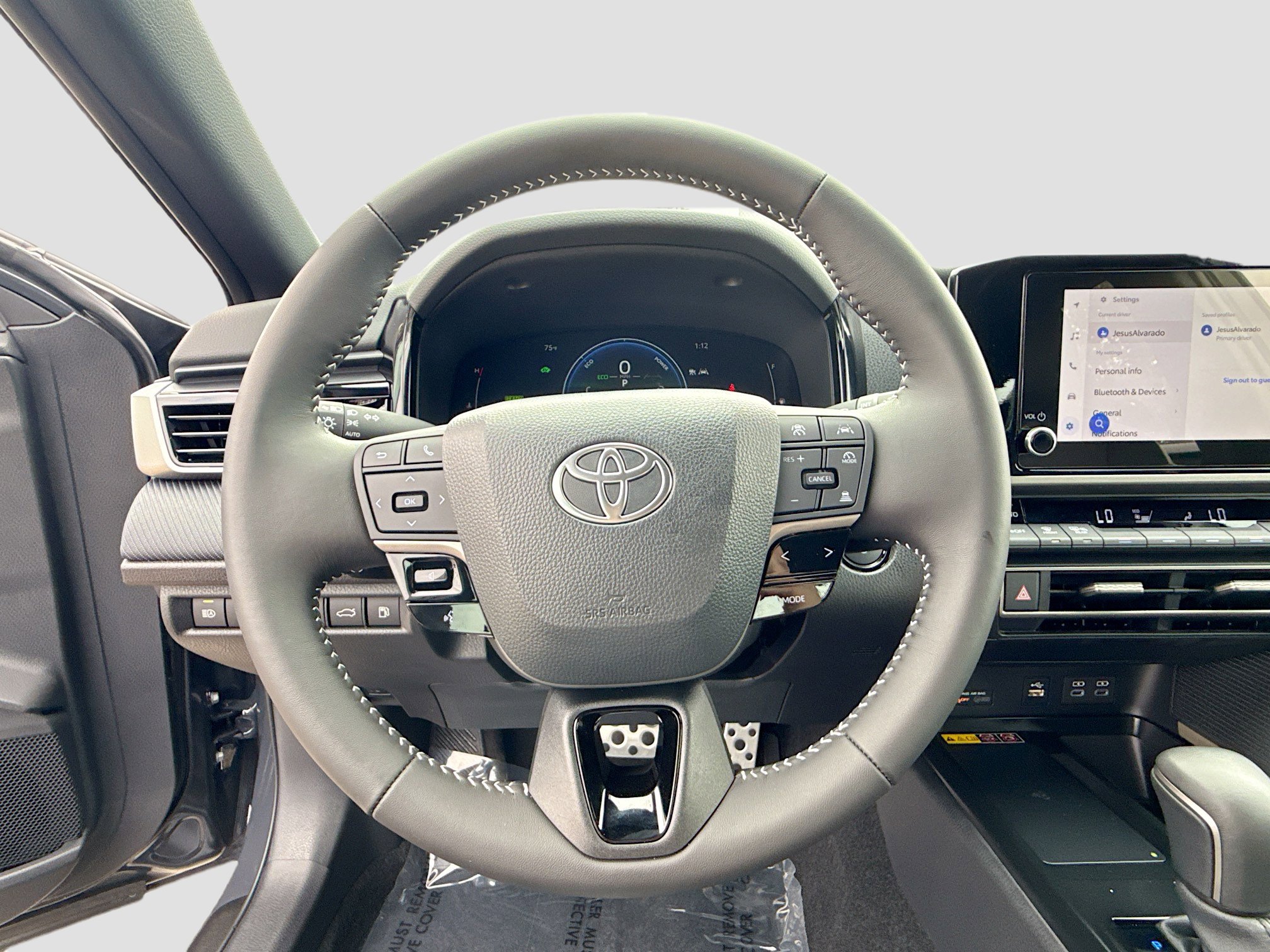 Used 2025 Toyota Camry SE image 38