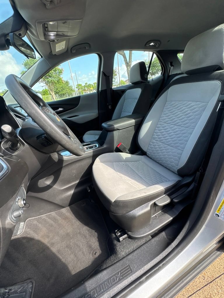 Used 2020 Chevrolet Equinox LS FWD image 5