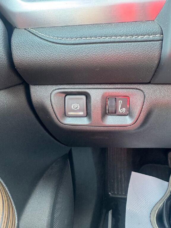 Used 2023 GMC Acadia SLE w/ Driver Convenience Package image 25