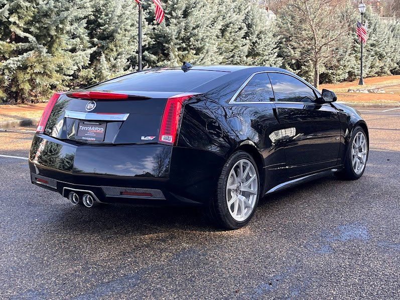 Used 2011 Cadillac CTS V image 22