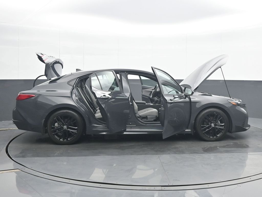 Used 2025 Toyota Camry XSE FWD image 35