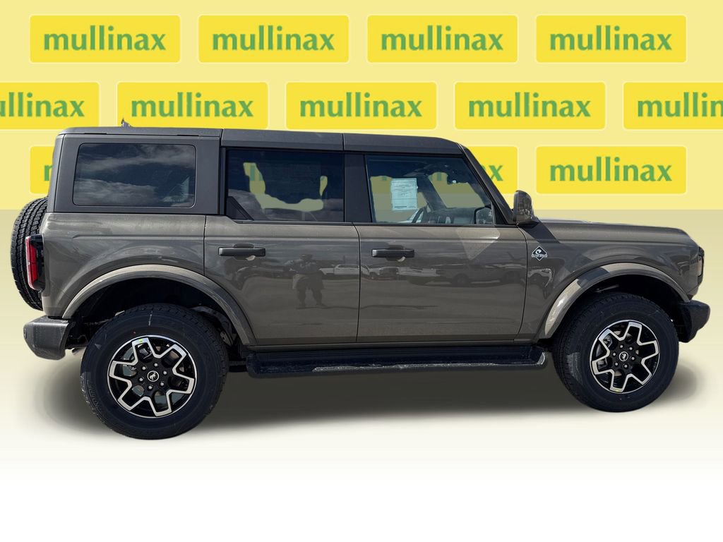 New 2026 Ford Bronco Outer Banks image 16