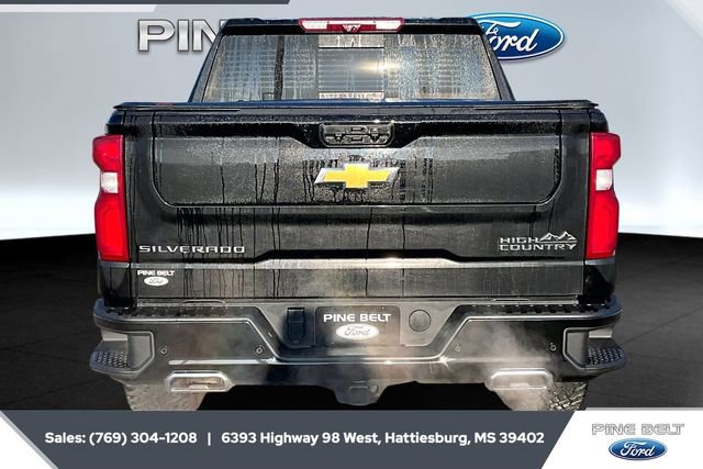 Used 2023 Chevrolet Silverado 1500 High Country w/ High Country Premium Package image 4