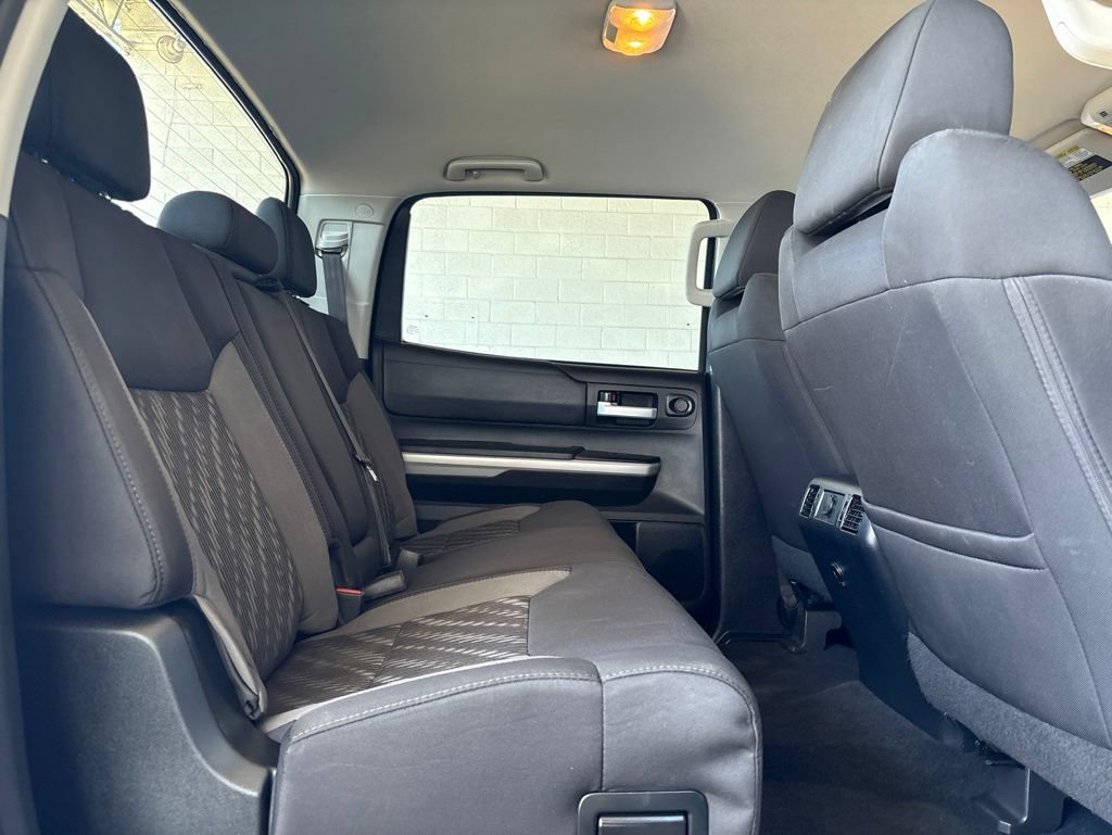 Used 2018 Toyota Tundra SR5 w/ SR5 Upgrade Package RWD image 15