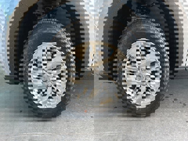 New 2026 Hyundai Venue SE image 38