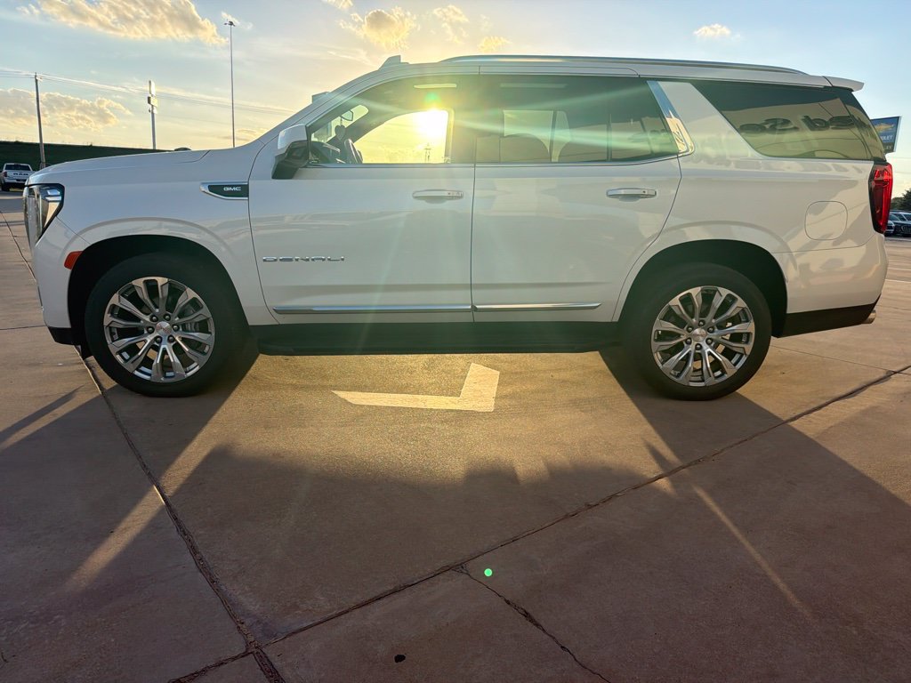 Used 2022 GMC Yukon Denali AWD/4WD image 5