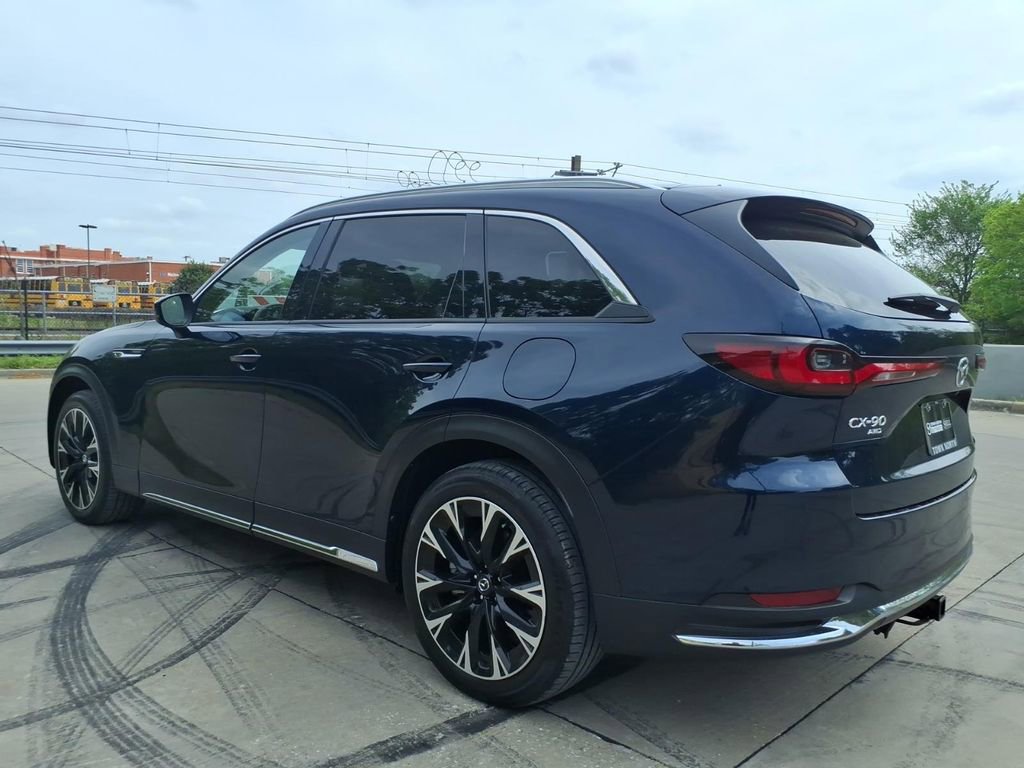 Used 2024 MAZDA CX-90 Plug-In Hybrid w/ Premium Pkg image 5