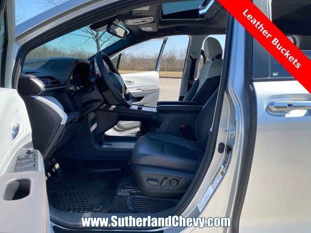 Used 2024 Toyota Sienna XSE image 14