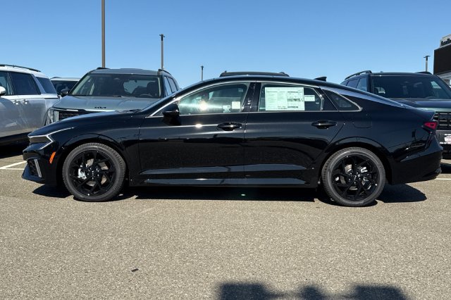 New 2027 Kia K5 GT-Line FWD image 10