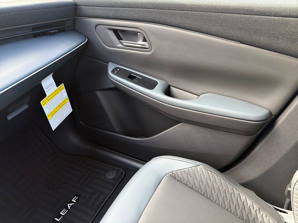 New 2026 Nissan Leaf Platinum+ w/ Cargo Package (Platinum+) image 28