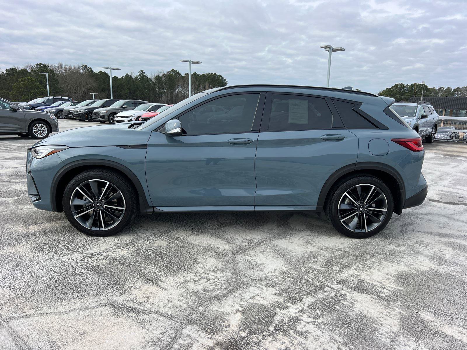 Used 2024 INFINITI QX50 Sport image 8