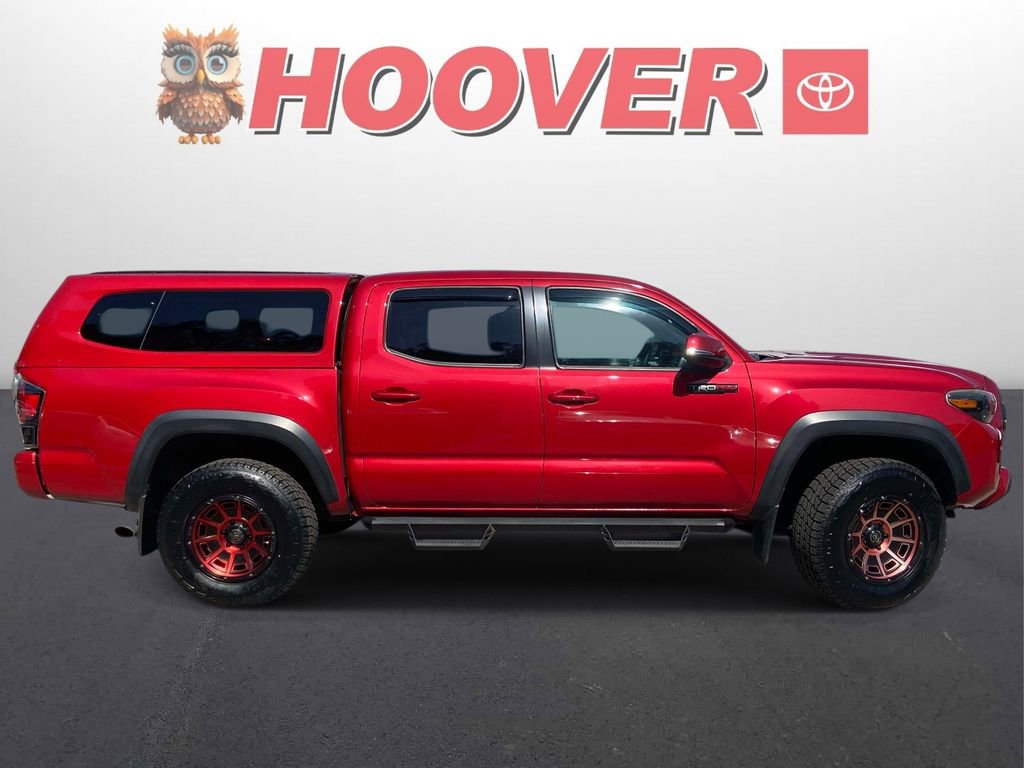 Used 2017 Toyota Tacoma TRD Pro image 2