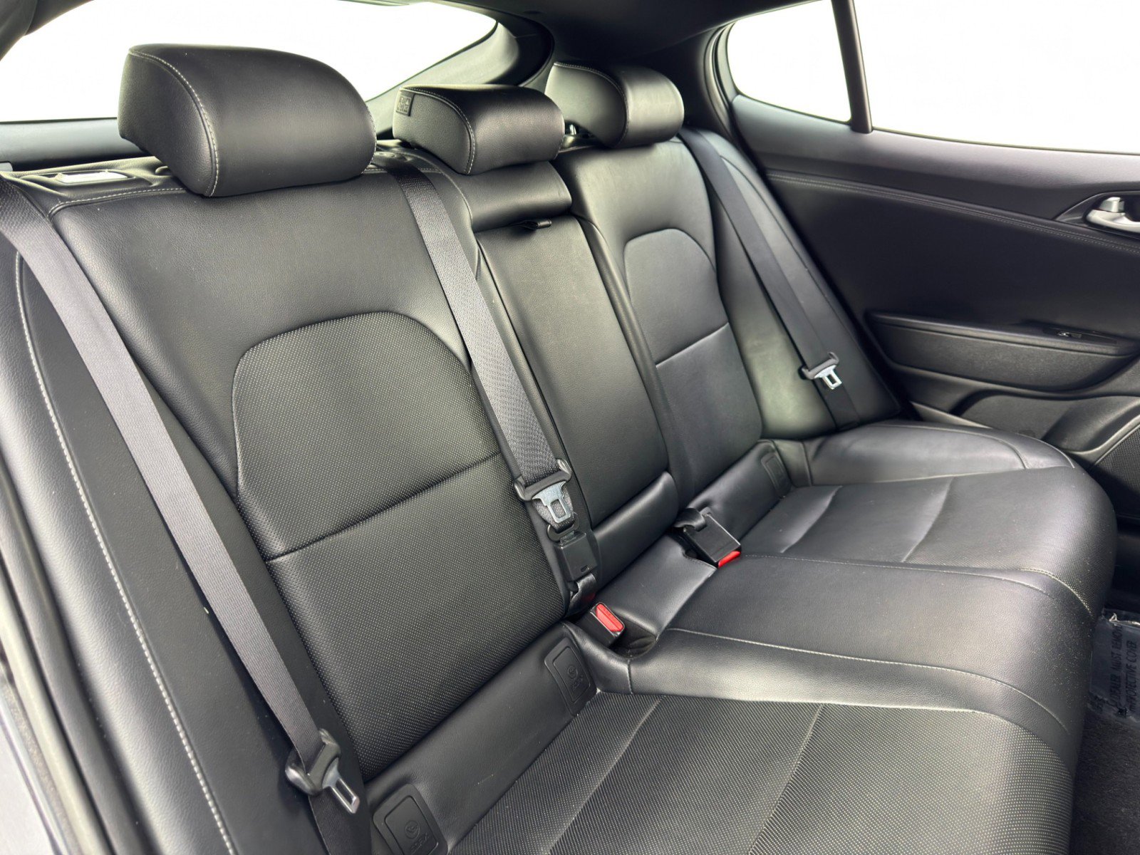 Used 2022 Kia Stinger GT-Line image 36