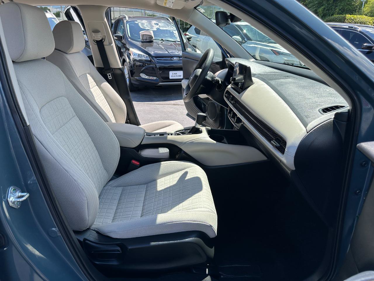 Used 2024 Honda HR-V LX image 31