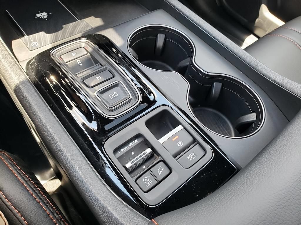 Used 2024 Honda Pilot TrailSport image 28