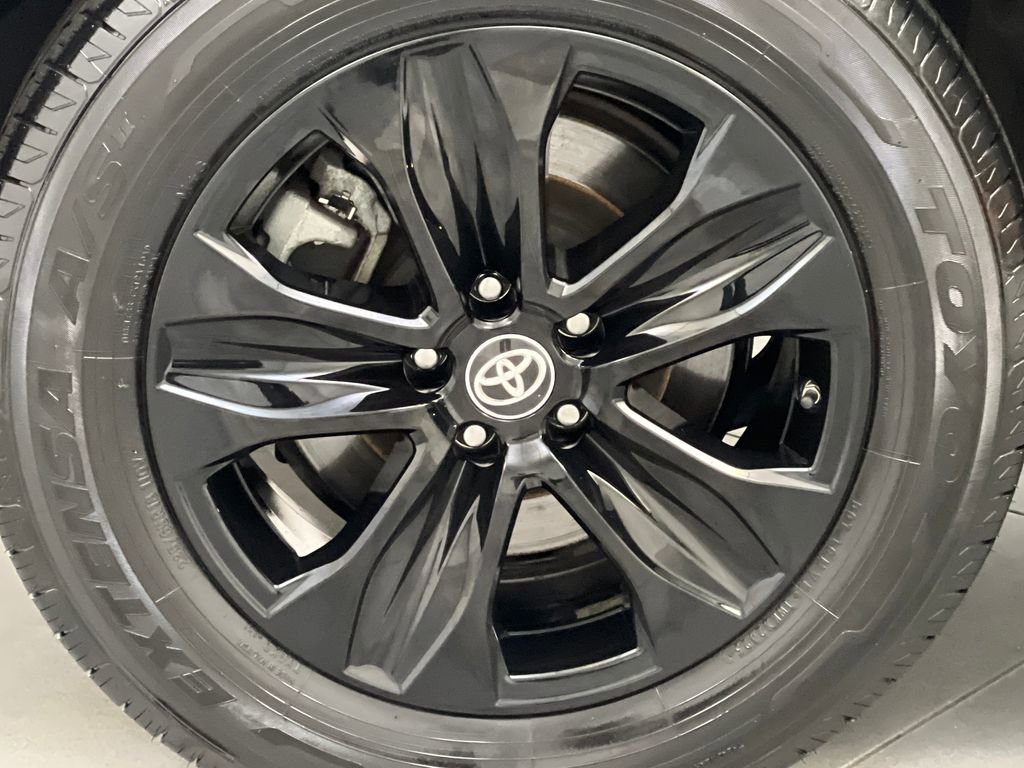 Used 2020 Toyota Highlander XLE image 70