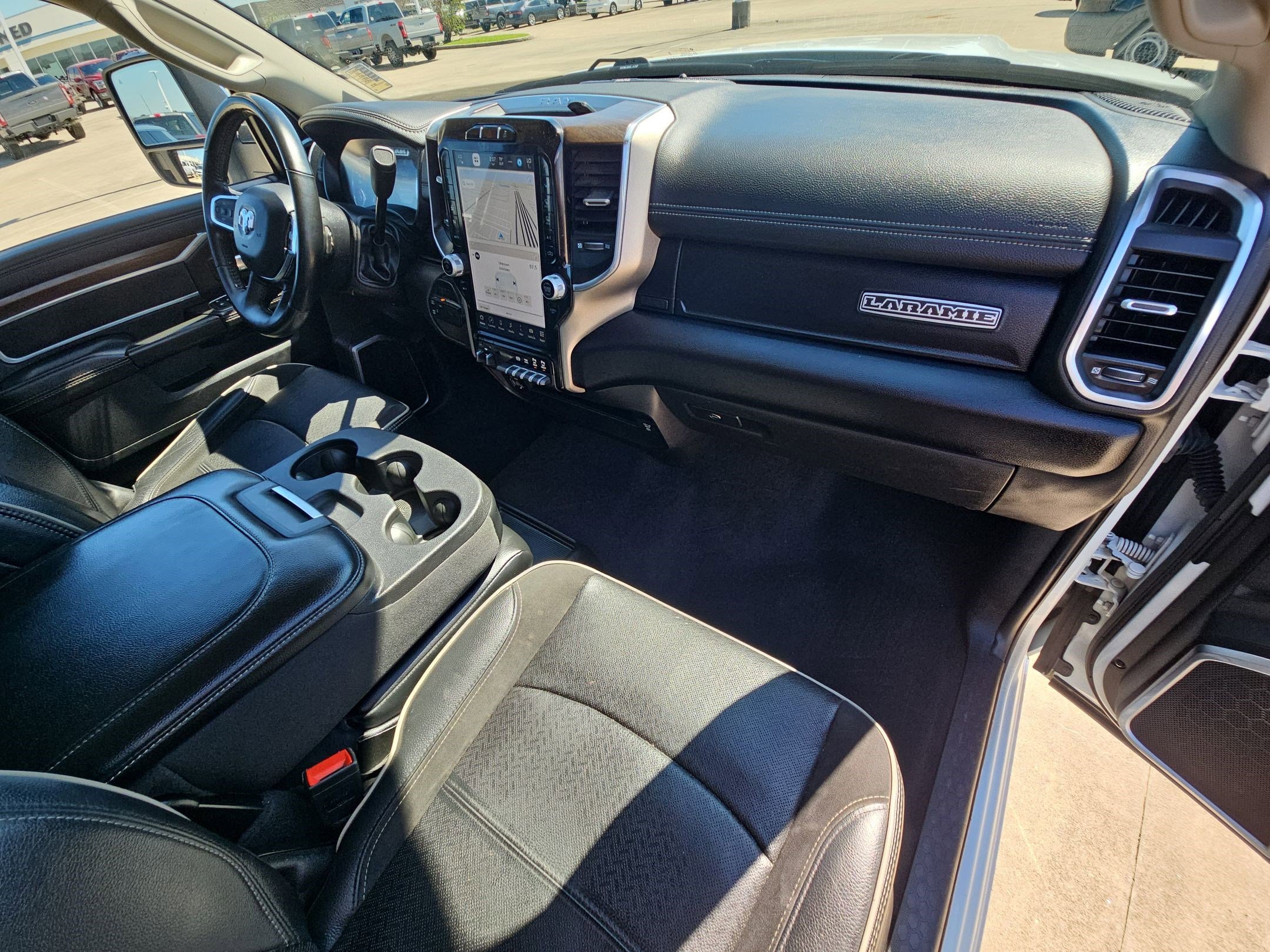 Used 2024 RAM 2500 Laramie image 29