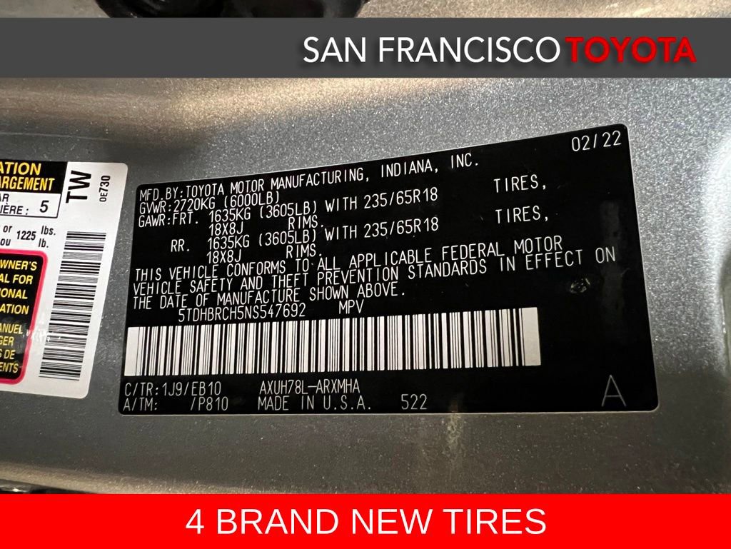 Used 2022 Toyota Highlander XLE AWD/4WD image 43