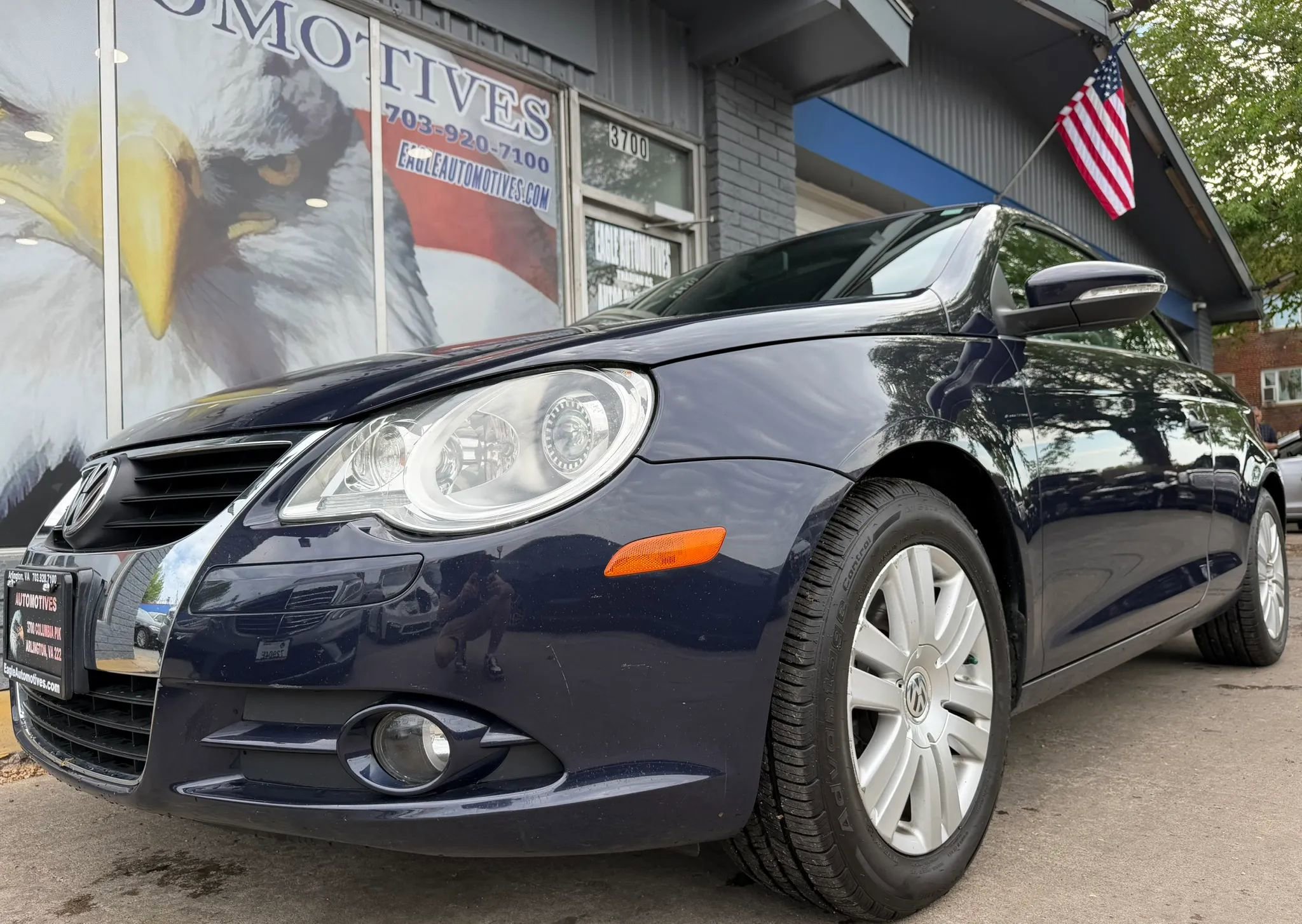 Used 2009 Volkswagen Eos Komfort FWD image 4