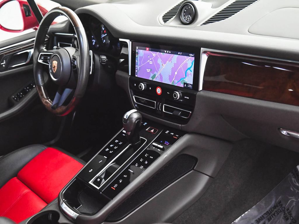 Used 2023 Porsche Macan S image 34