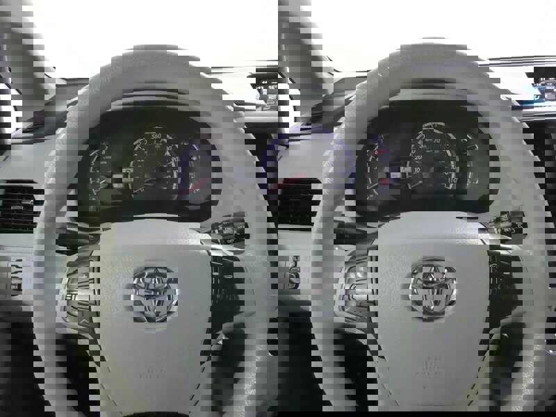 Used 2014 Toyota Sienna LE image 10