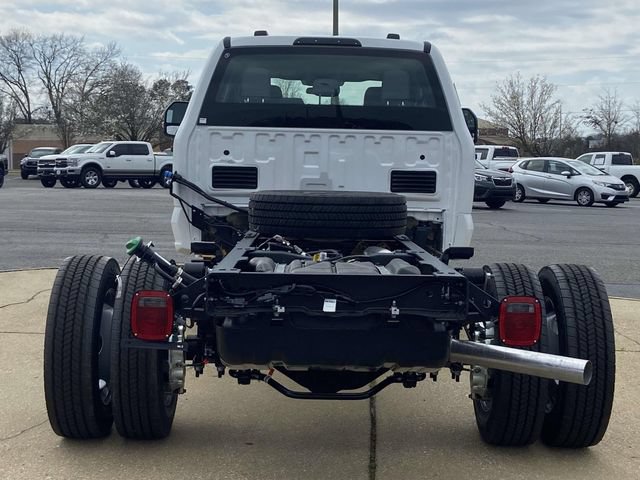 New 2026 Ford F550 4x4 Crew Cab Super Duty image 3
