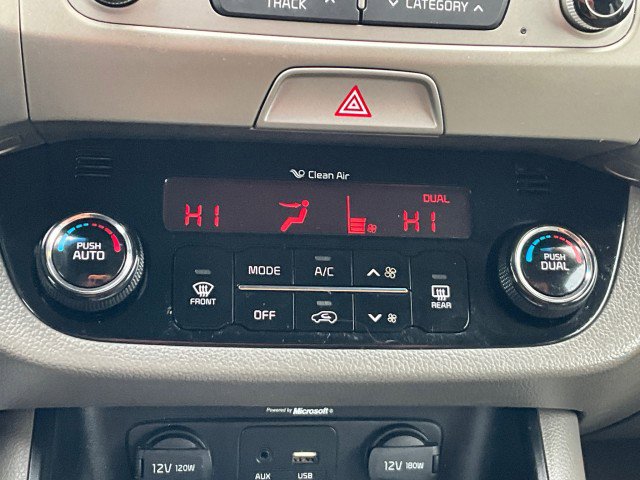 Used 2015 Kia Sportage EX image 18