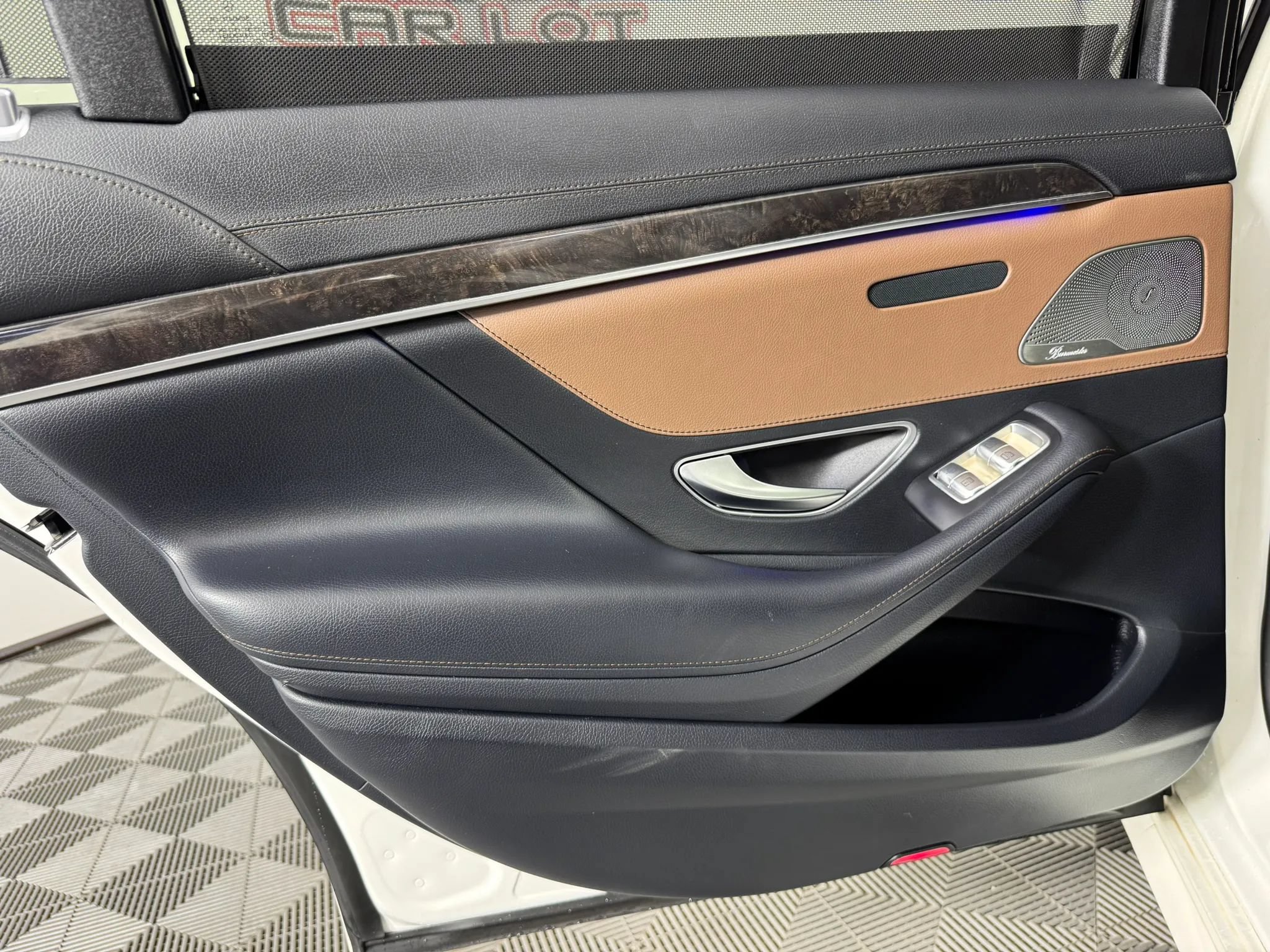 Used 2015 Mercedes-Benz S 550 Sedan image 42