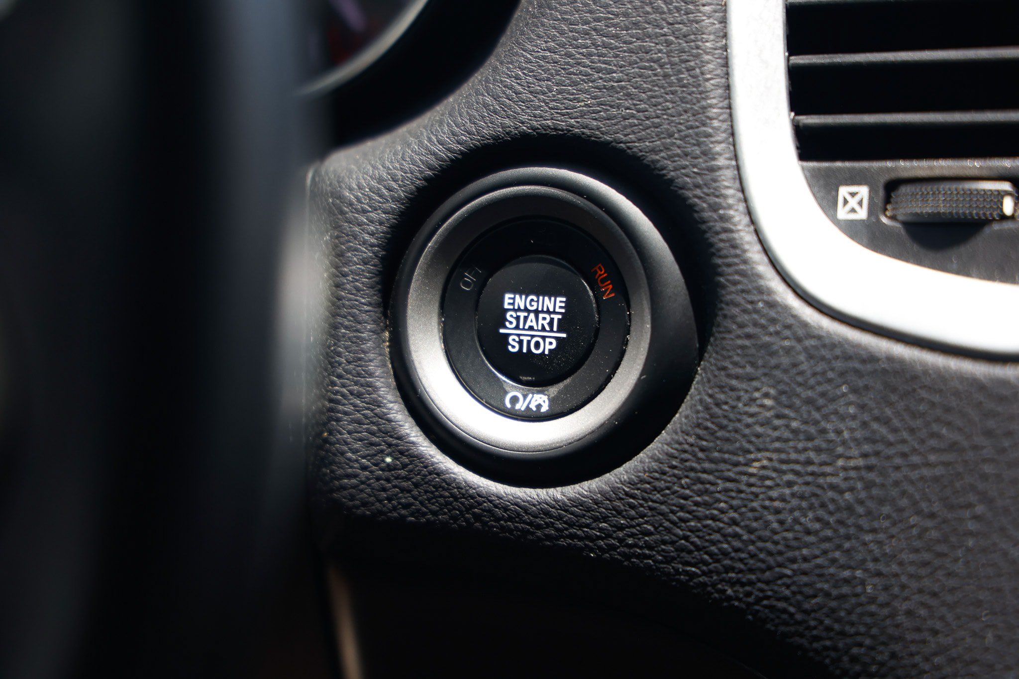 Used 2019 Dodge Durango Citadel w/ Technology Group RWD image 34