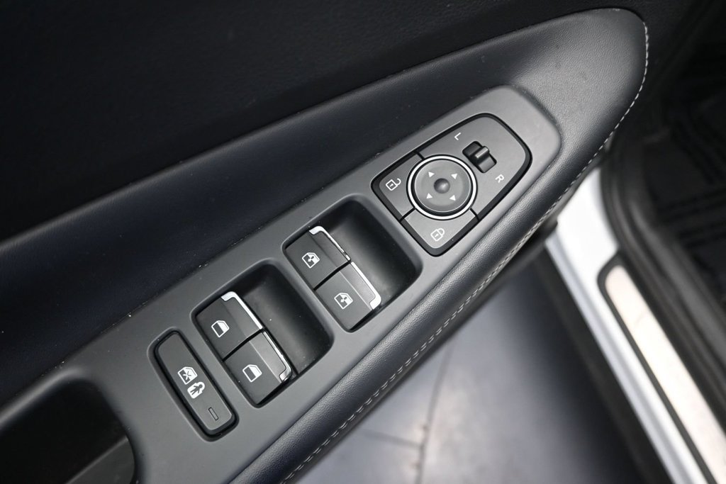 Used 2023 Hyundai Santa Fe SEL Premium AWD/4WD image 20