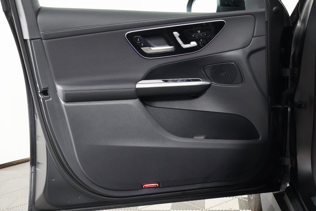 Certified 2026 Mercedes-Benz GLC 300 image 12