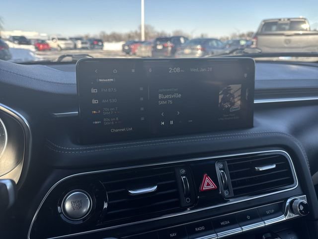 Used 2023 Genesis G70 2.0T AWD/4WD image 13