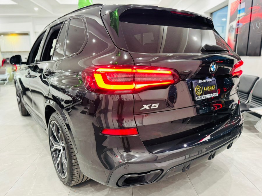 Used 2022 BMW X5 sDrive40i w/ M Sport Package image 5