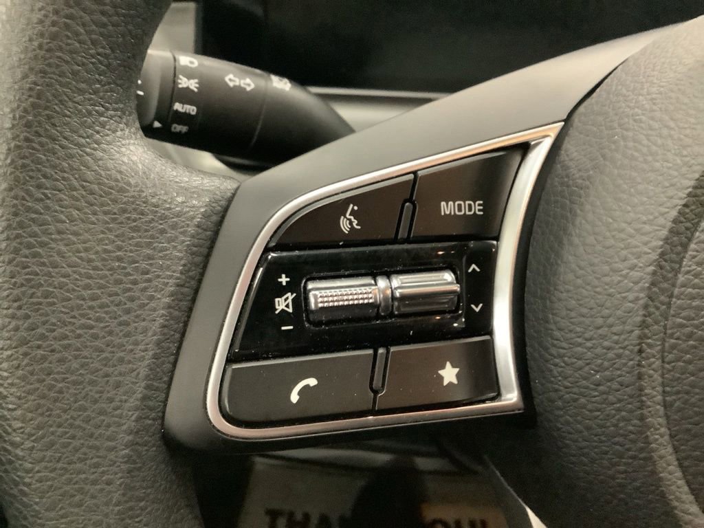 Certified 2025 Kia Seltos LX image 14