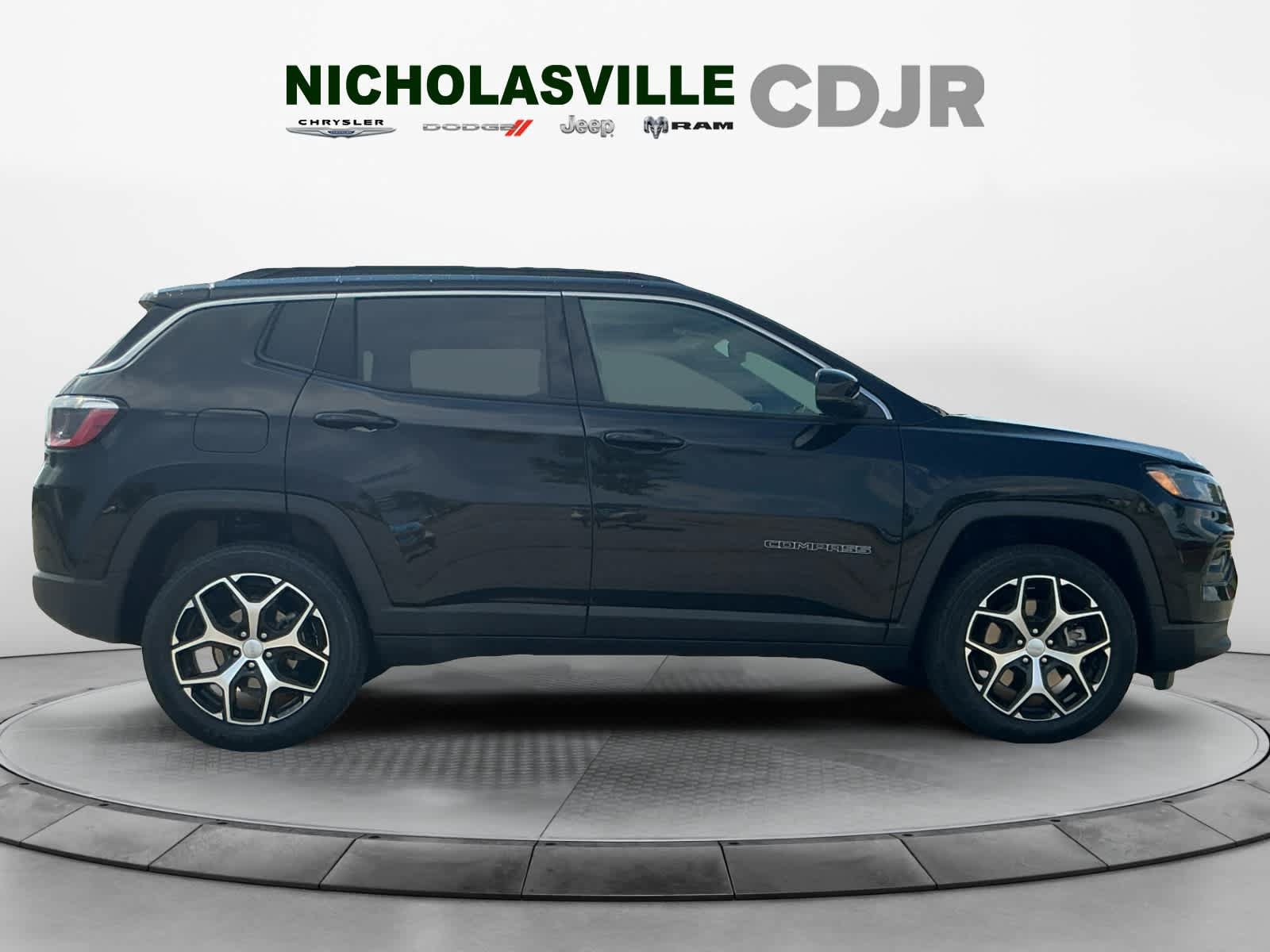 Used 2024 Jeep Compass Limited AWD/4WD image 6