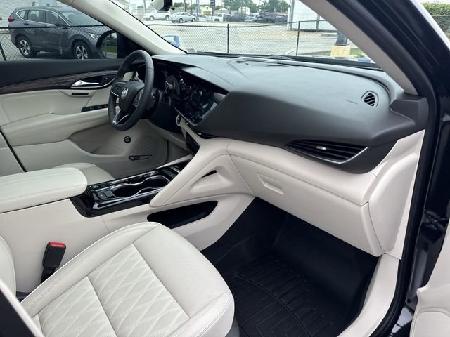 Used 2023 Buick Envision Avenir AWD/4WD image 30