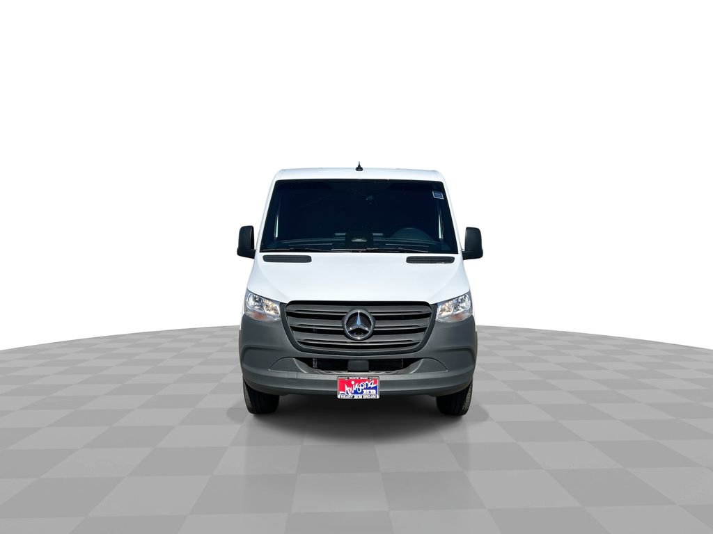 Used 2025 Mercedes-Benz Sprinter 2500 image 3