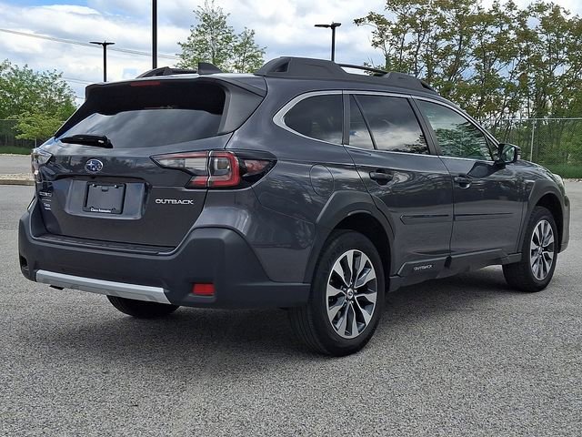 Used 2023 Subaru Outback Limited AWD/4WD image 9