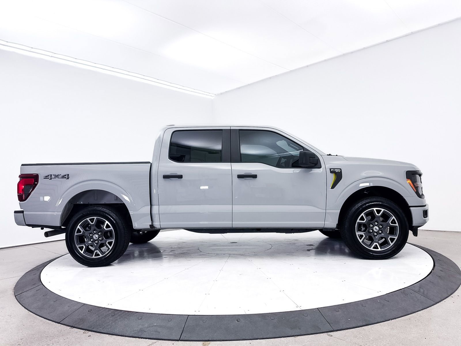 Used 2024 Ford F150 STX image 36