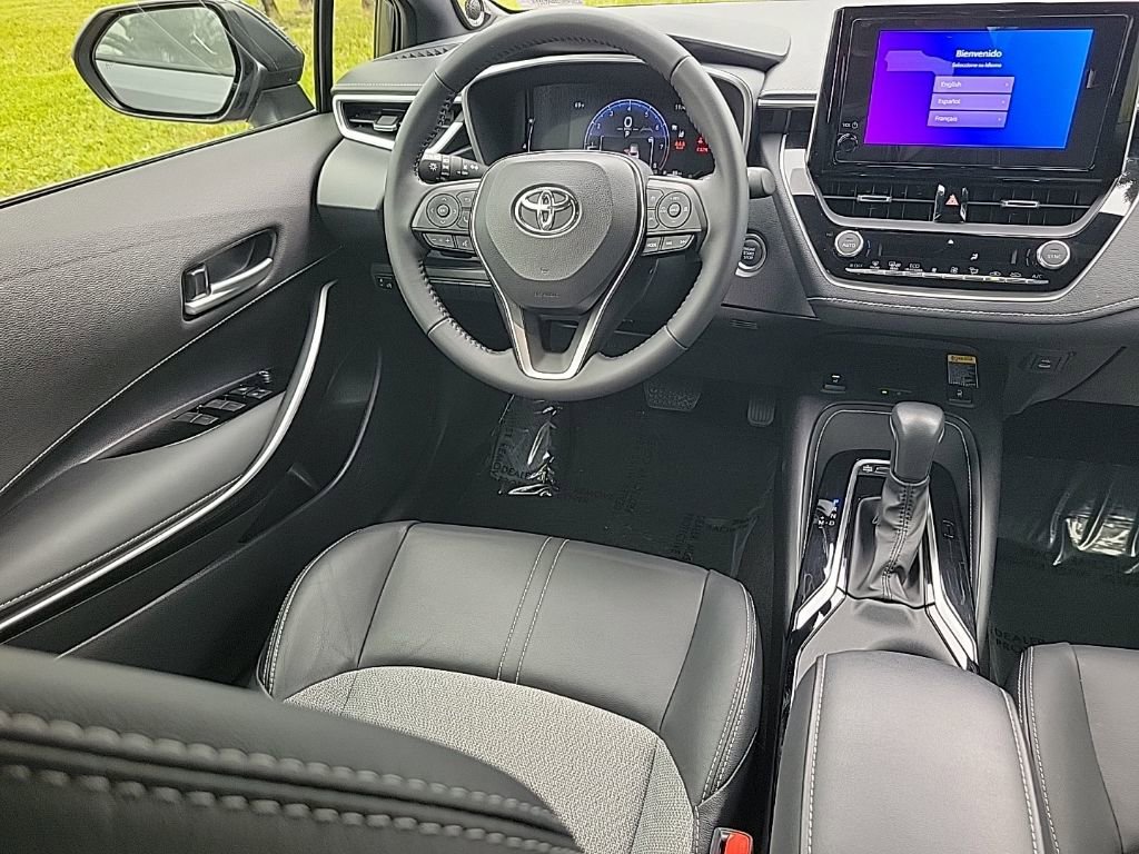 Used 2025 Toyota Corolla XSE image 9