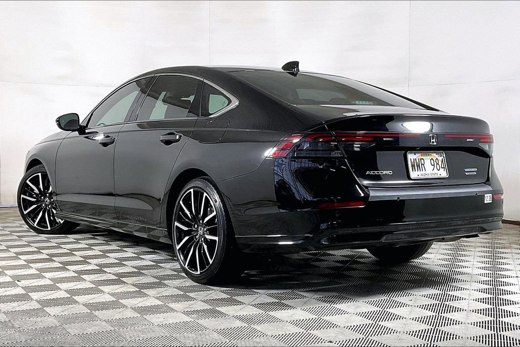 Used 2023 Honda Accord Touring image 13