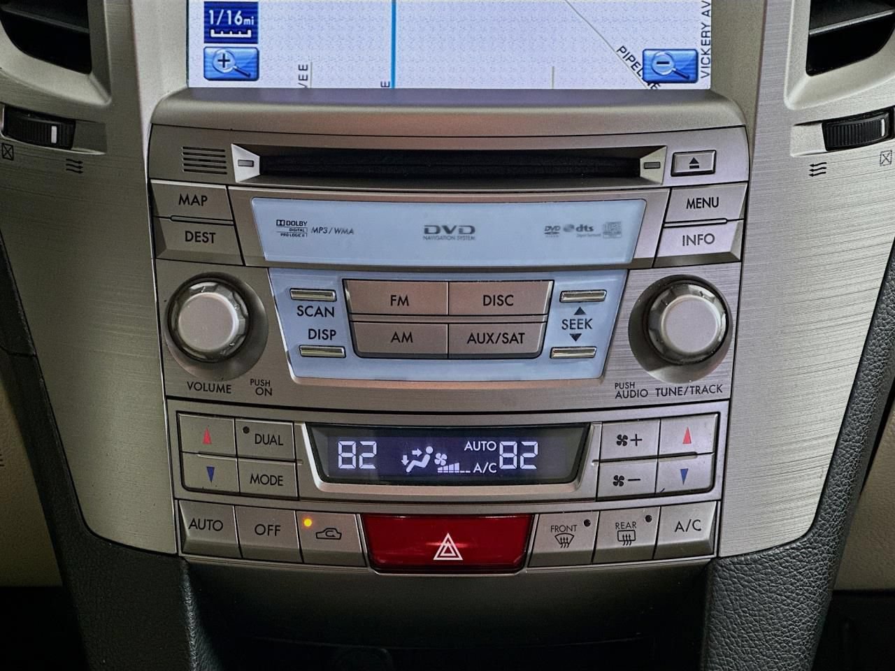 Used 2010 Subaru Outback 3.6R Limited AWD/4WD image 14