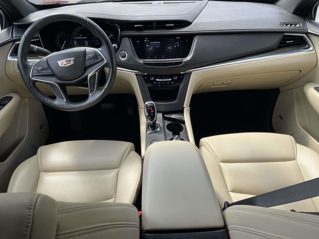 Used 2018 Cadillac XT5 AWD image 14