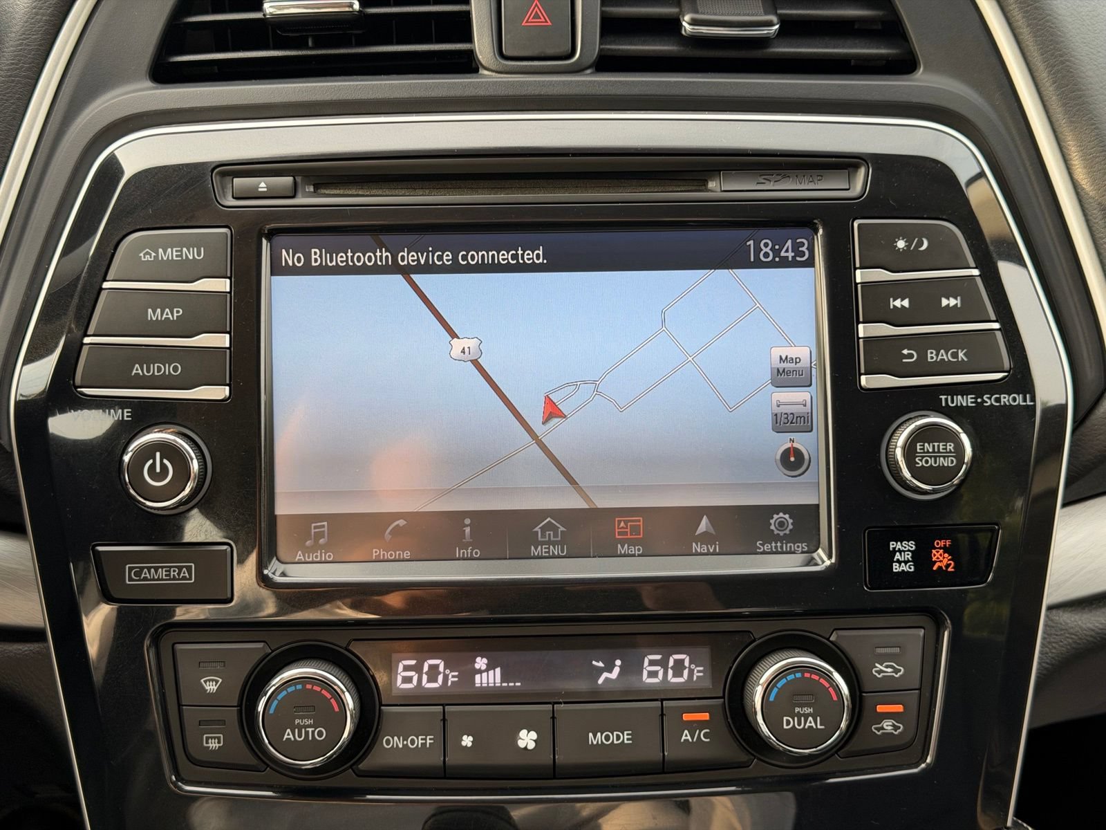 Used 2017 Nissan Maxima 3.5 SL FWD image 21