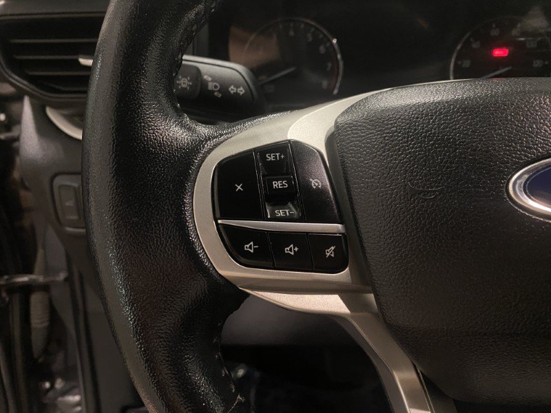 Used 2022 Ford Explorer XLT AWD/4WD image 37
