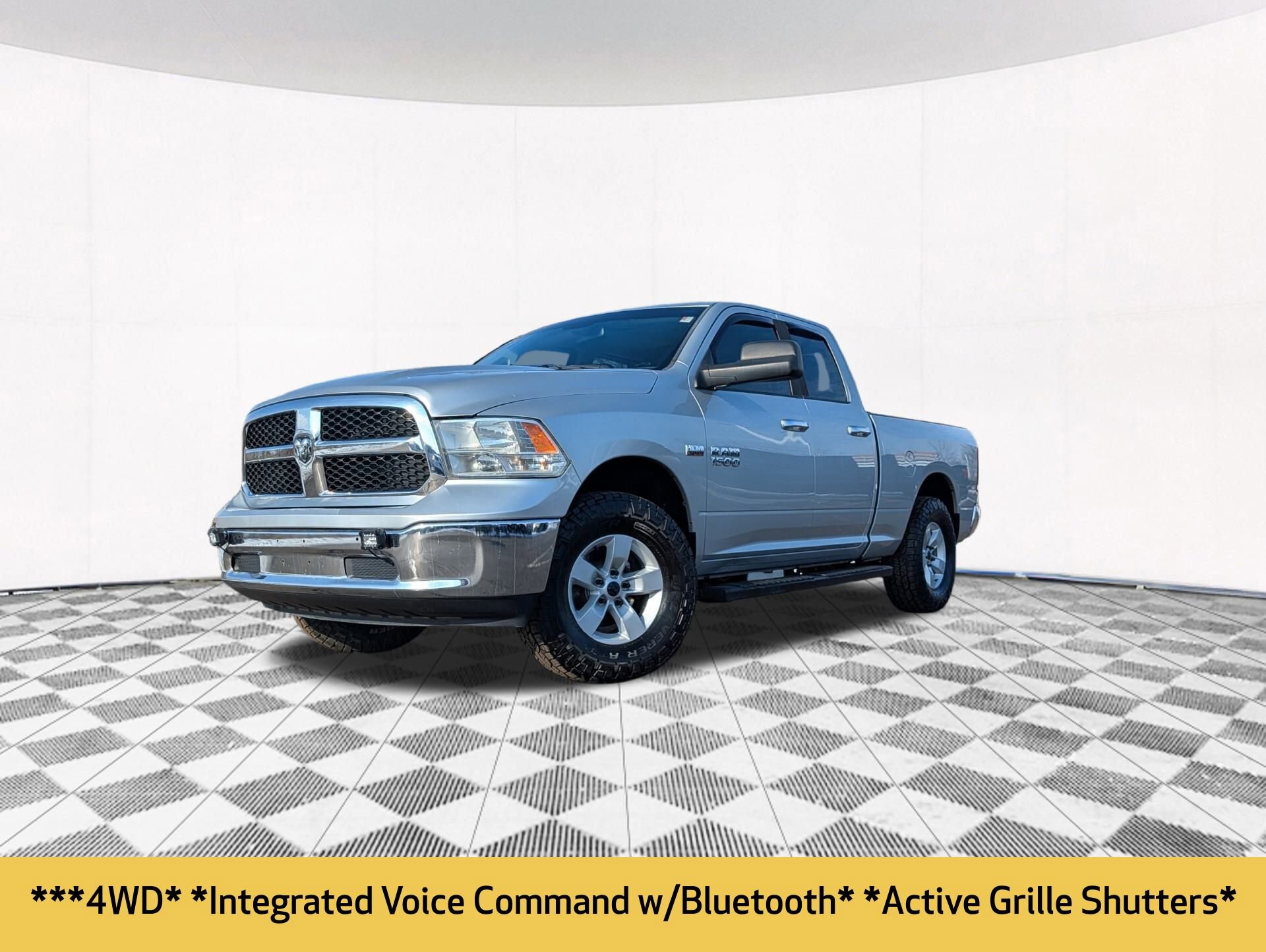 Used 2016 RAM 1500 Classic SLT image 2