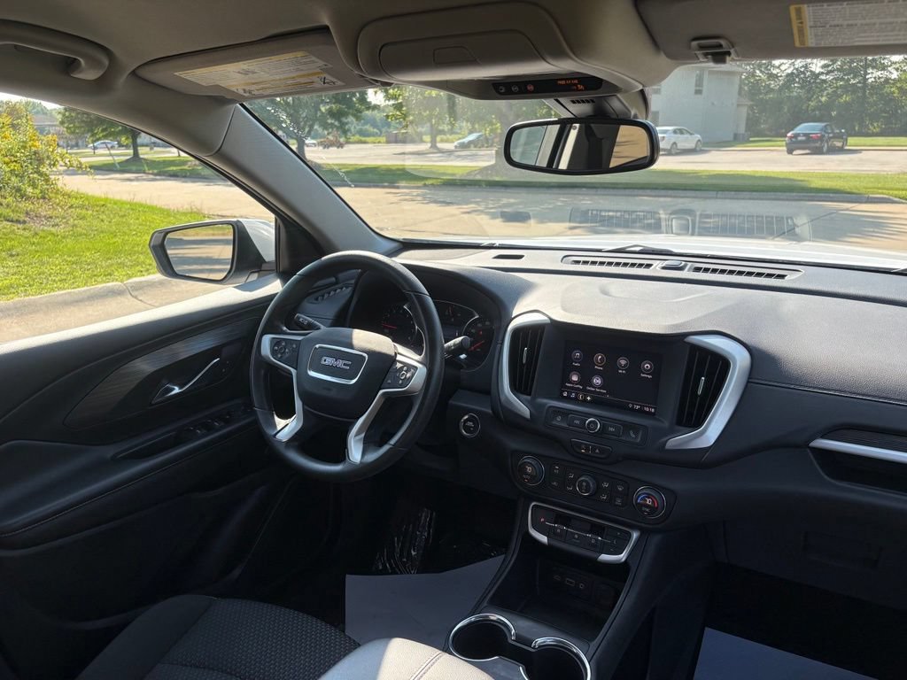 Used 2023 GMC Terrain SLE w/ Driver Convenience Package FWD image 30