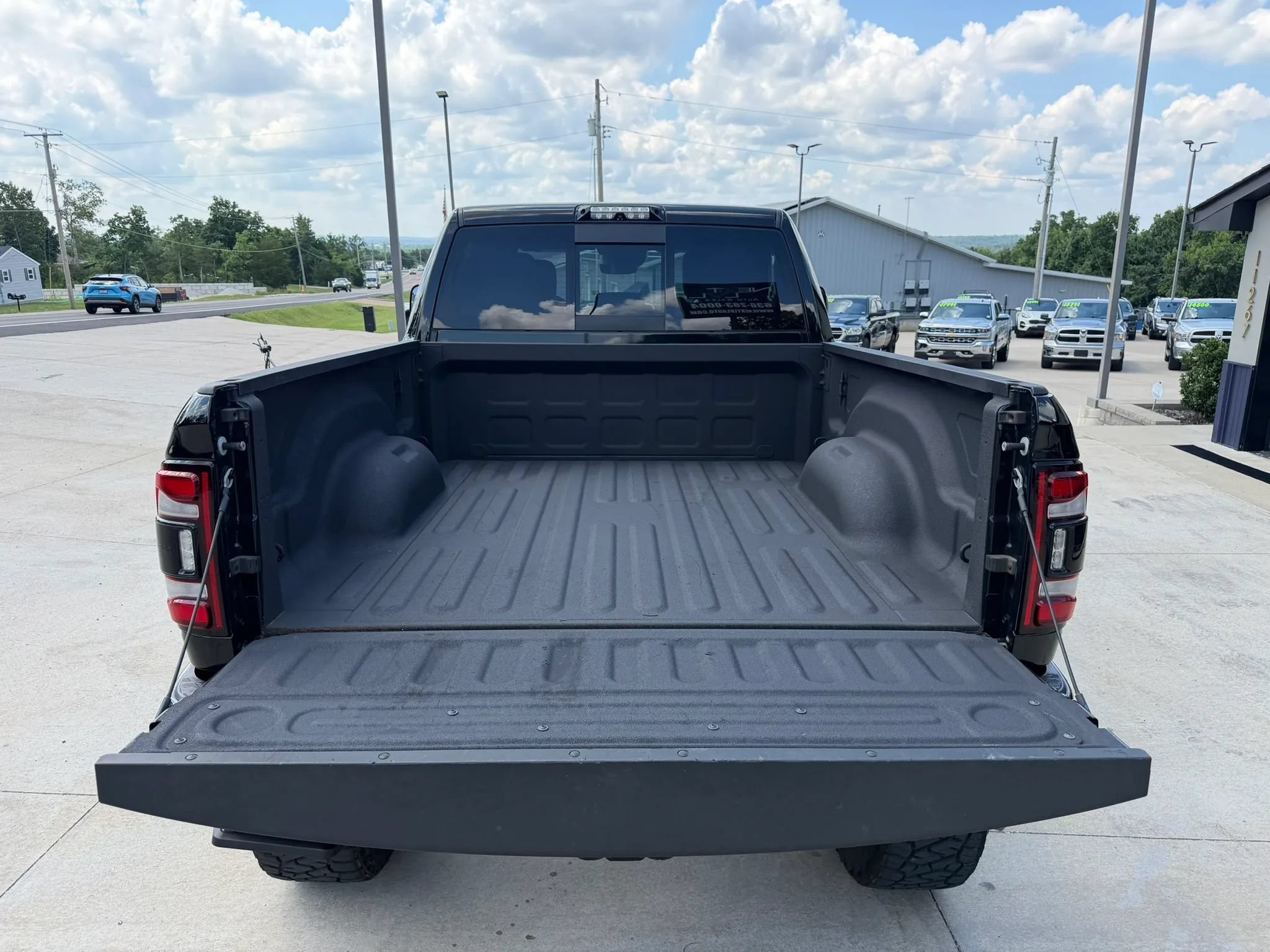 Used 2020 RAM 2500 Limited AWD/4WD image 46