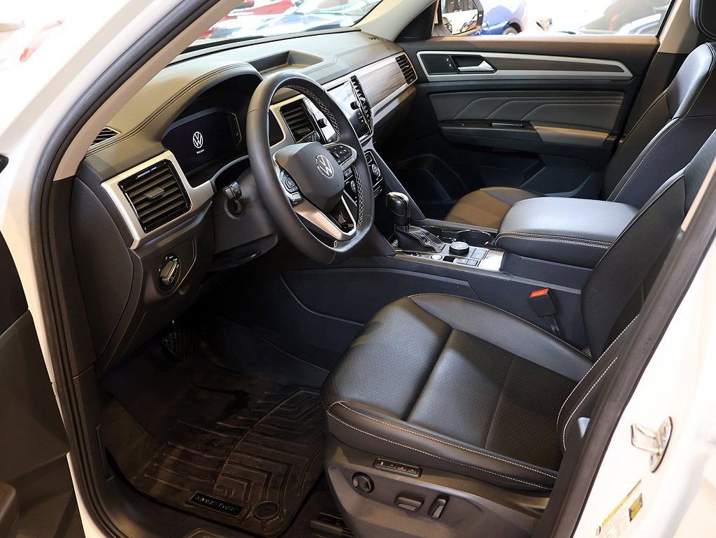 Used 2023 Volkswagen Atlas SEL image 4
