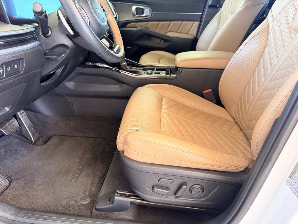 Used 2024 Kia Sorento SX Prestige w/ Olive Brown Leather Package AWD/4WD image 15